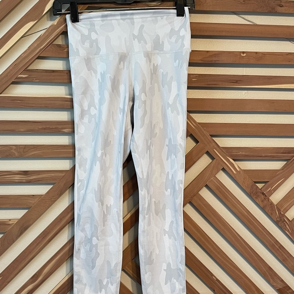 BuffBunny camo leggings